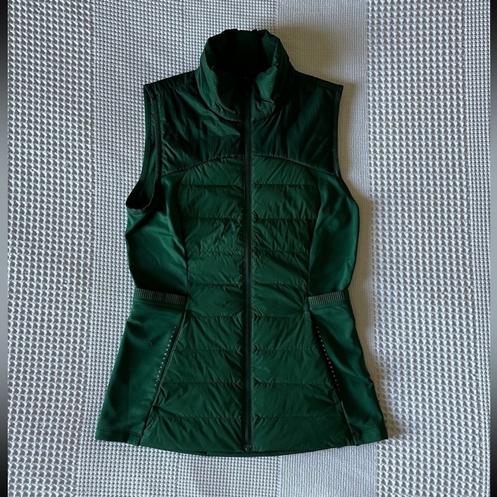 NWOT - Lululemon - ‘Down For It All Vest’ - Everglade Green - Size 4